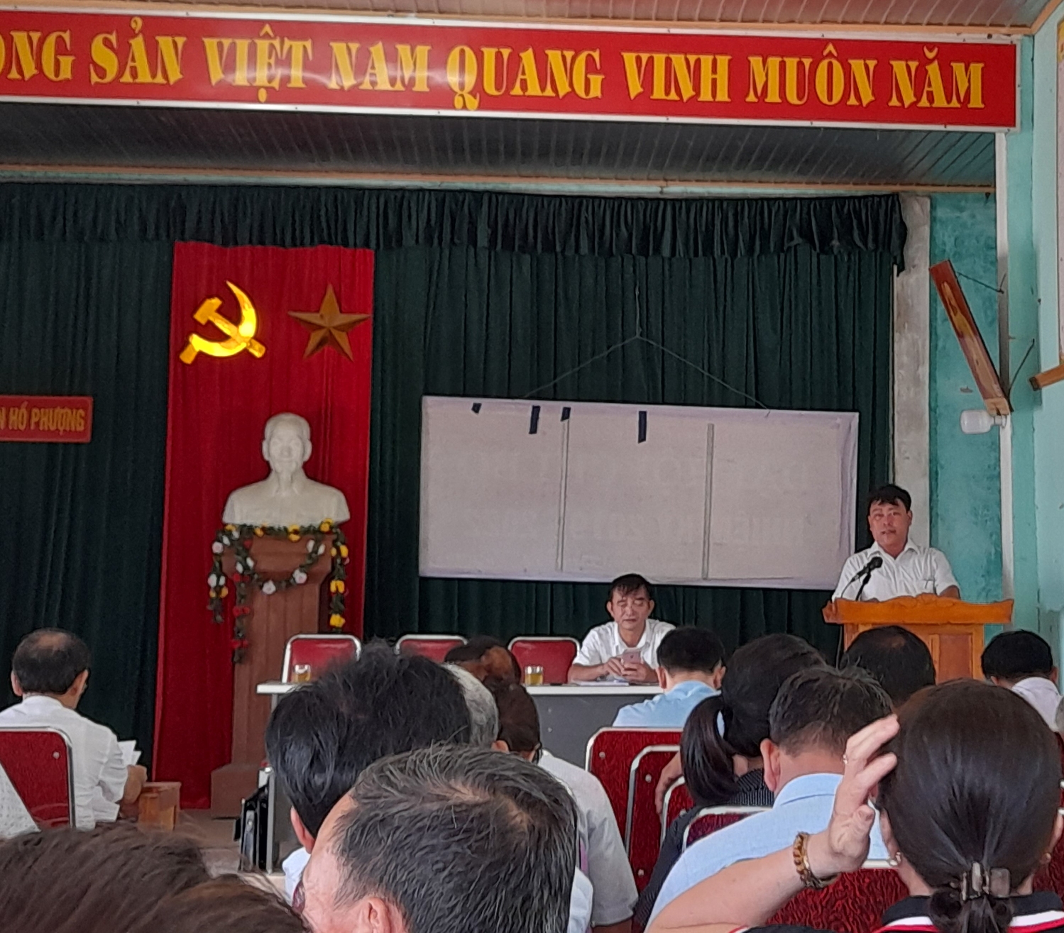 A Sỹ BT